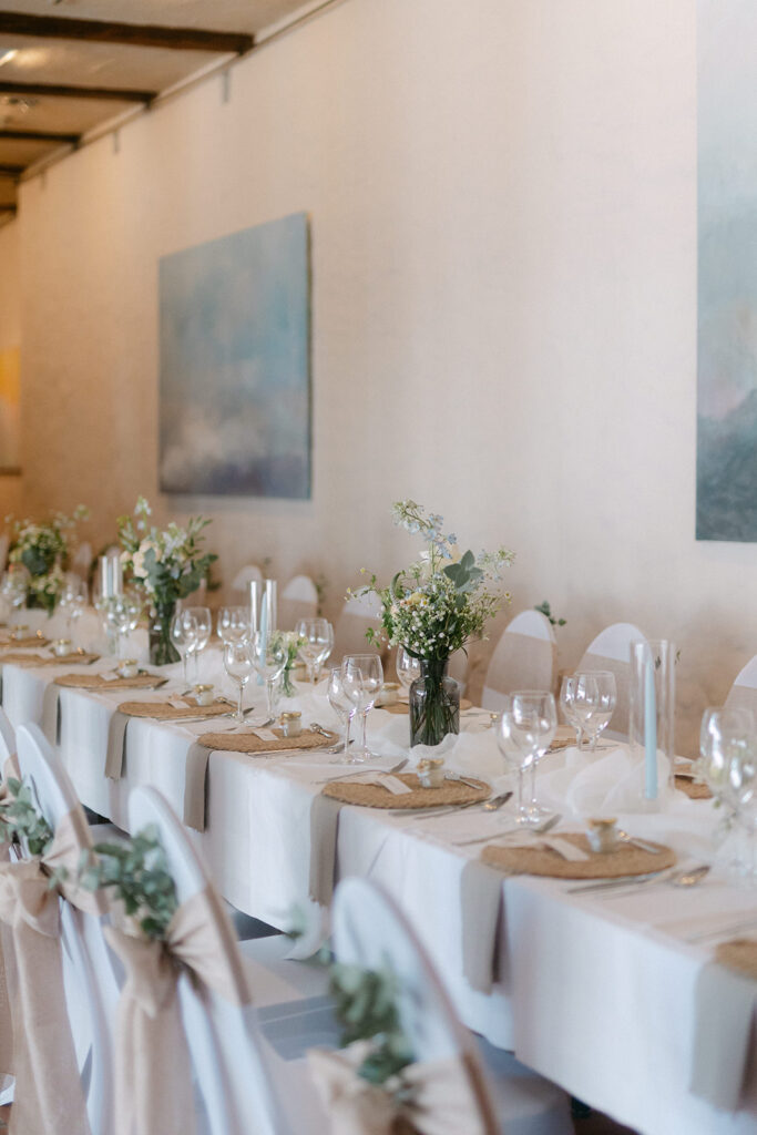 Dekoration Tischsetting bei der Hochzeitsfeier